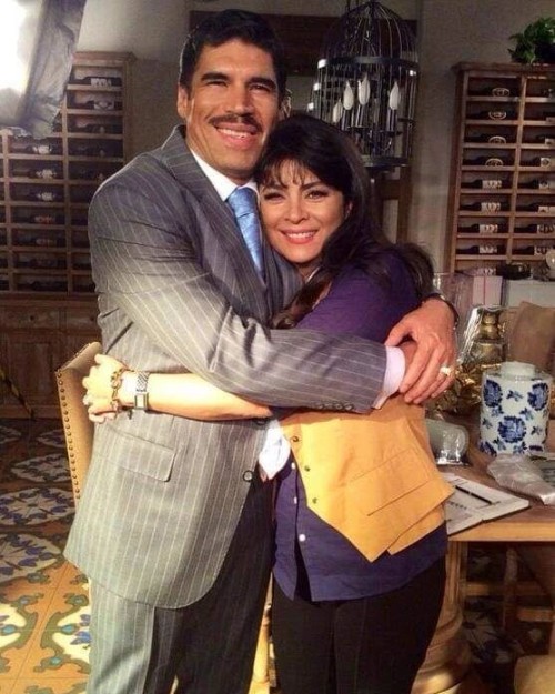 Photo shared by Victoria Ruffo on September 03, 2022 tagging @victoriaruffo, and @albertoestrella.ac